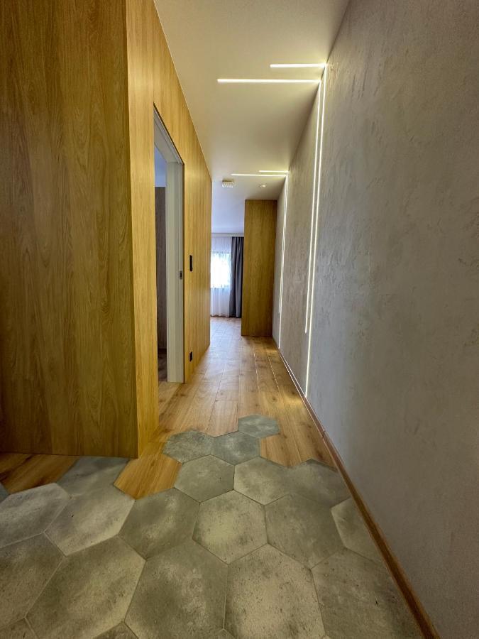 Gal Apartmán *