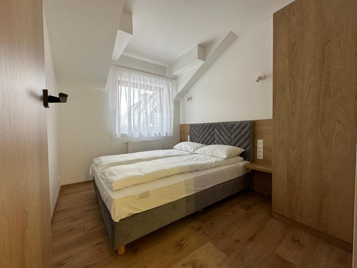 Gal Apartmán *